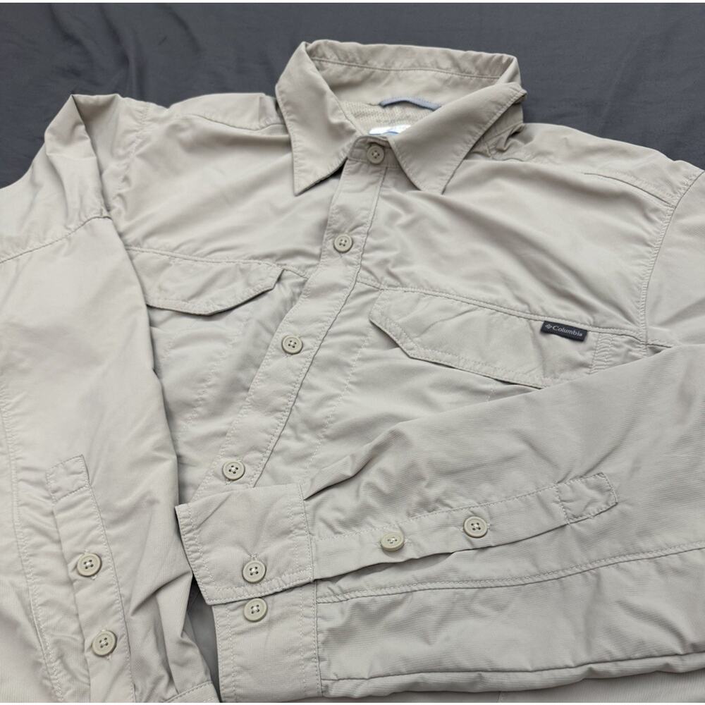 Columbia Omni-Shade Shirt Mens Large Beige Vented Fishing Utility Hiking